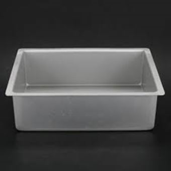 Picture of RECTANGLE CAKE PAN (203 X 304 X 101MM /8 X 12 X 4 INCHES